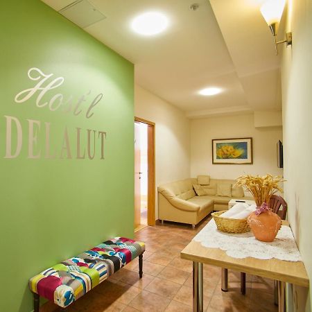 Hostel Delalut Ravne na Koroskem Екстер'єр фото